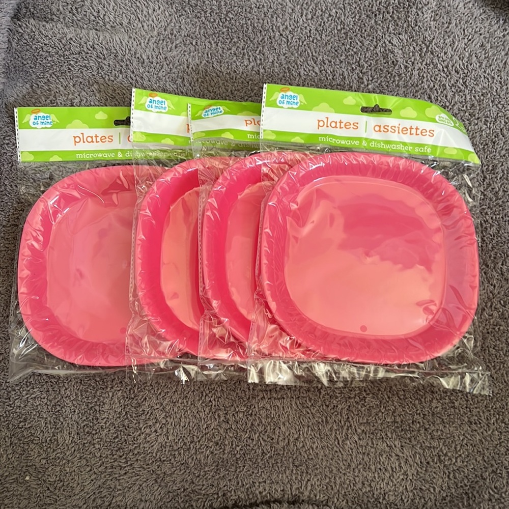 Angel of Mine pink plate set of 8 NEW